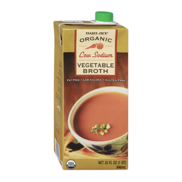 Trader Joe's Organic Low Sodium vegetable broth, front of pack