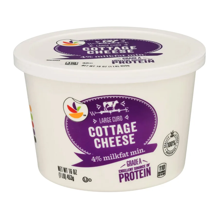 Giant Minimum 4% milkfat cottage cheese, front of pack